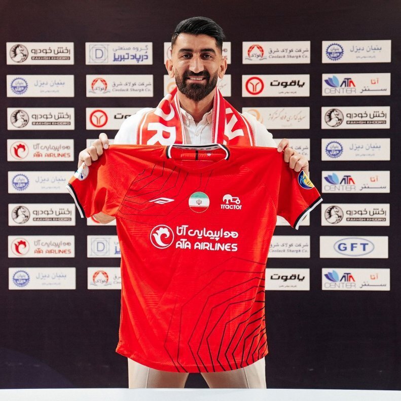 عکس| رونمایی از علی بیرو در لباس تراکتور