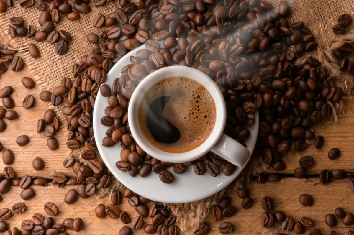 فیلم| آنچه که باید بدانیم؛ باور‌های غلط نوشیدن قهوه!