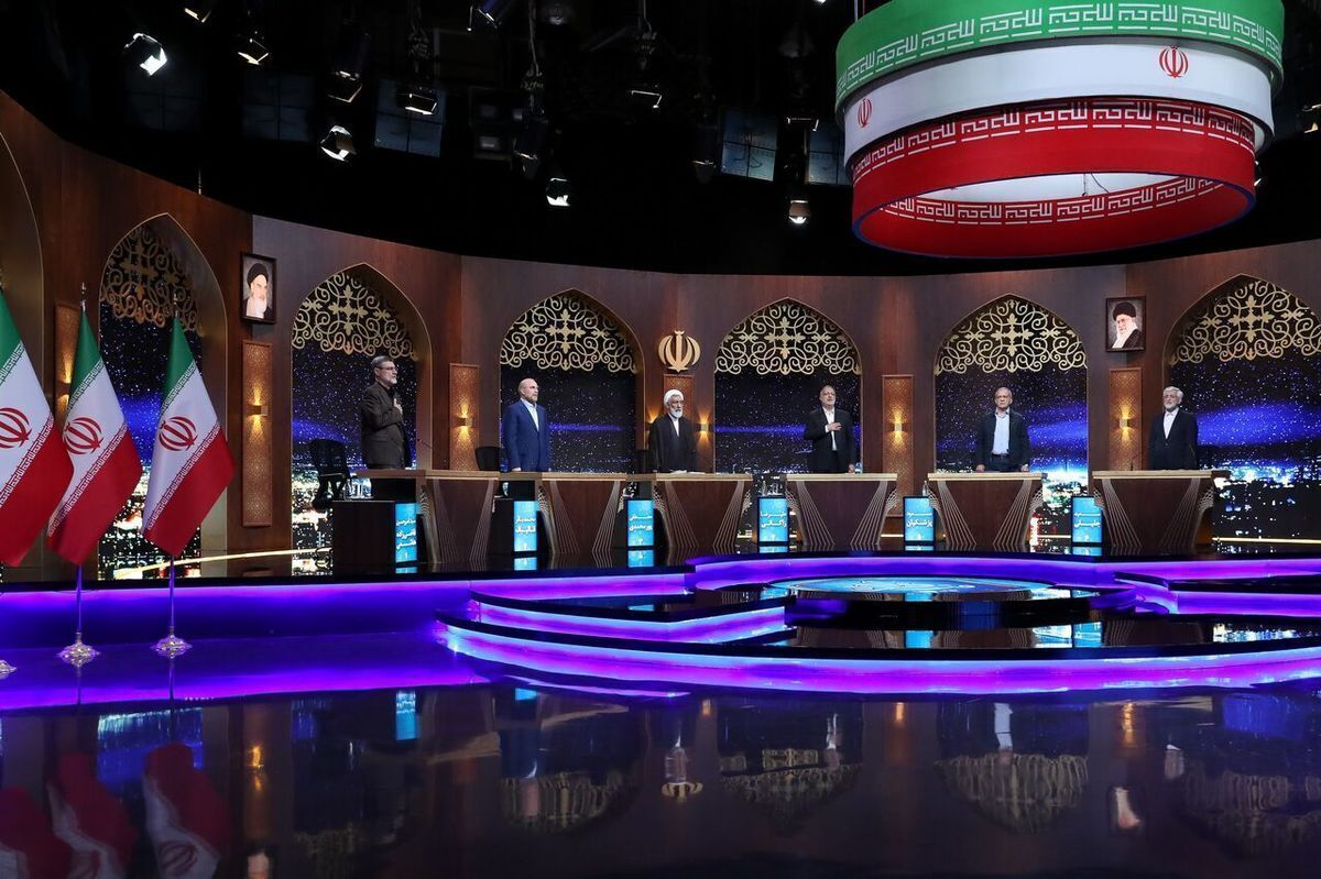 زمان مناظره چهارم تغییر کرد؛ به آخوندی وقت پاسخگویی داده شد؟