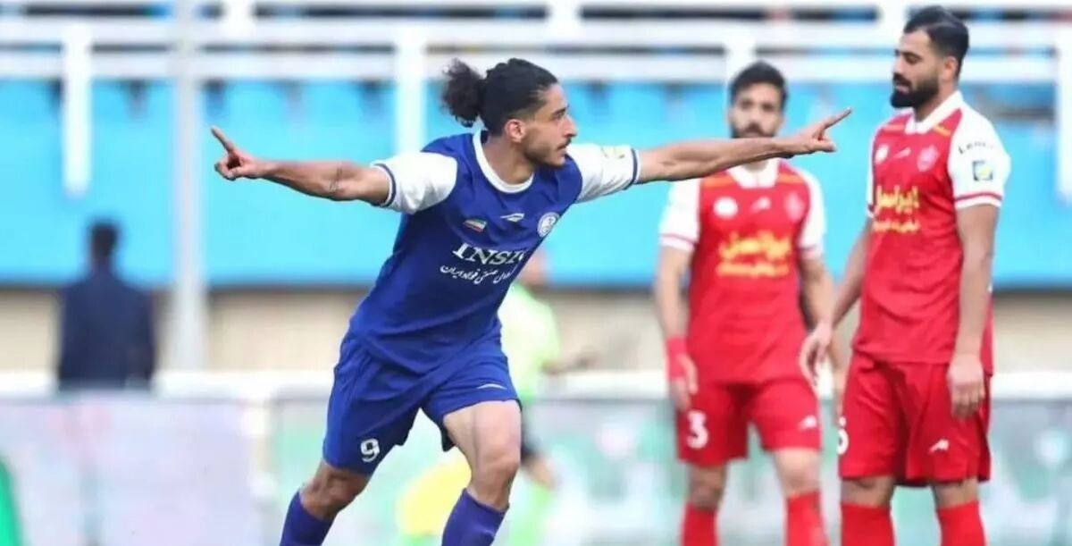 پرسپوليس،آقايي،پور،باشگاه،مهاجم،استقلال