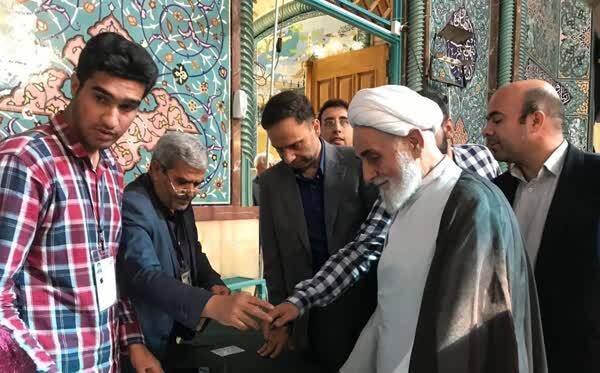 ناطق نوری کجا رای داد؟ + عکس