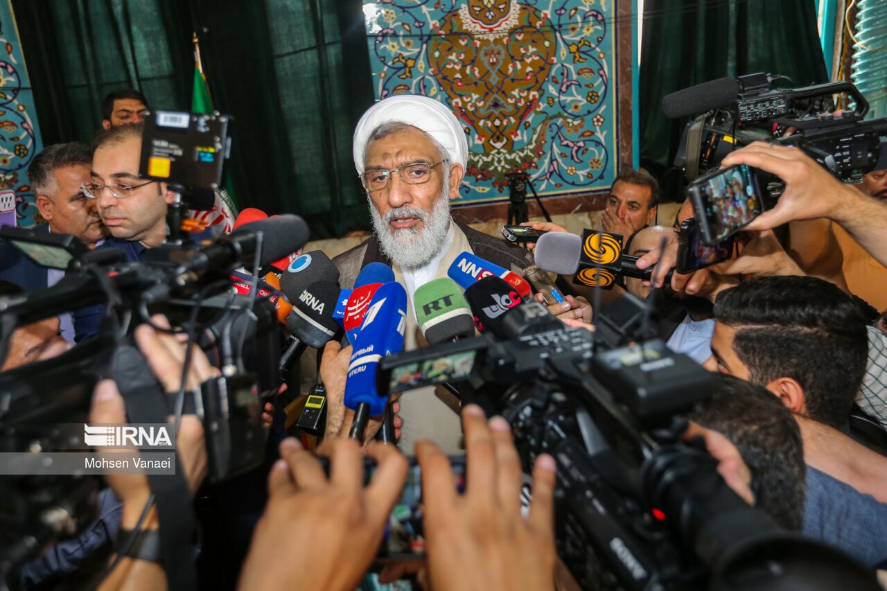 پورمحمدی پس از رای دادن چه گفت؟ + عکس پورمحمدی پس از رای دادن چه گفت؟ + عکس