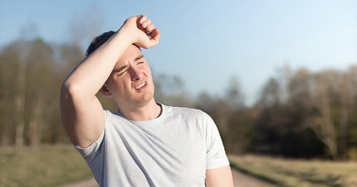 چند اشتباه رایج در فصل گرما که به سلامتی شما آسیب می‌رساند