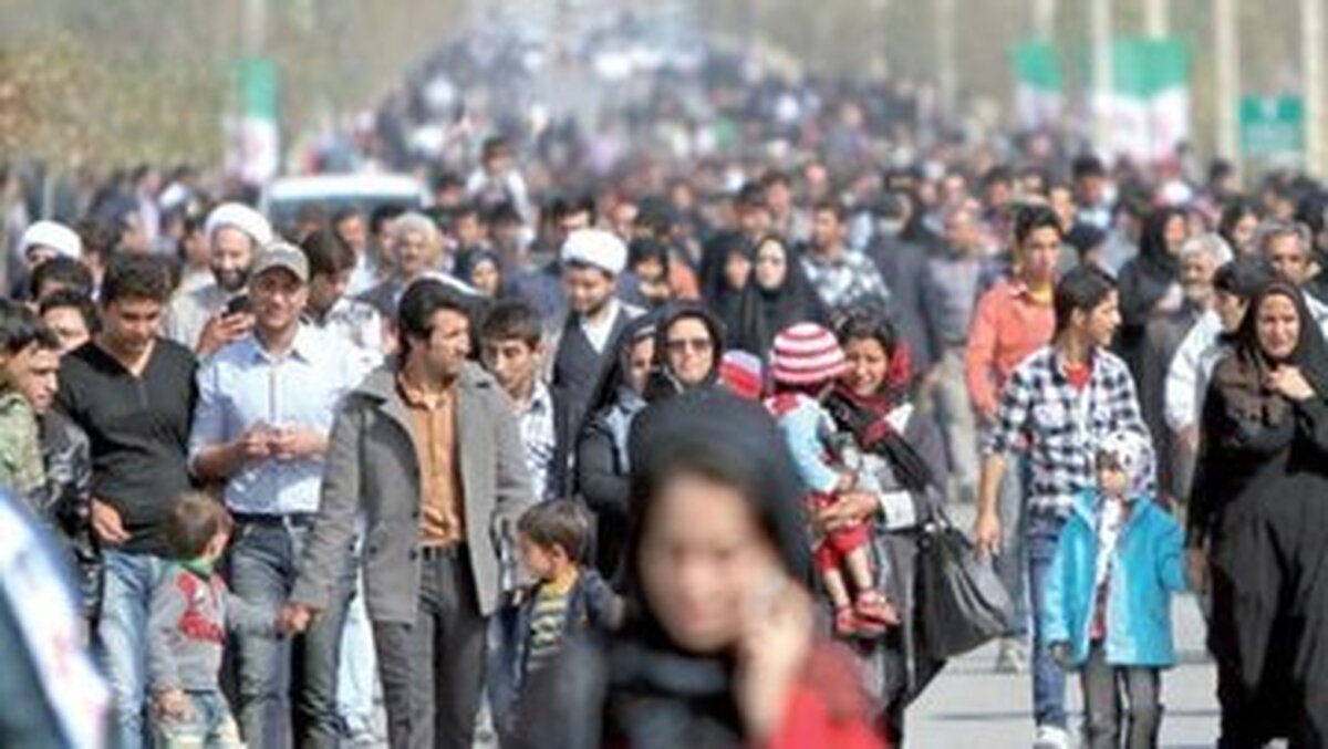 رتبه ایران از نظر شادی پایین‌تر از کشور‌های جنگ زده!