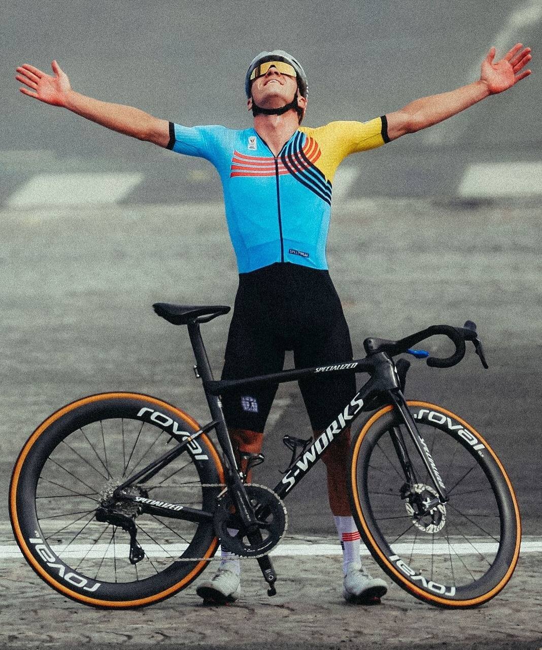 عکس| شادی برای مدال طلای المپیک به سبک جود بلینگهام