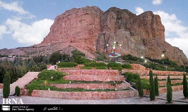 جسد یک زن در ارتفاعات کوه صفه اصفهان کشف شد