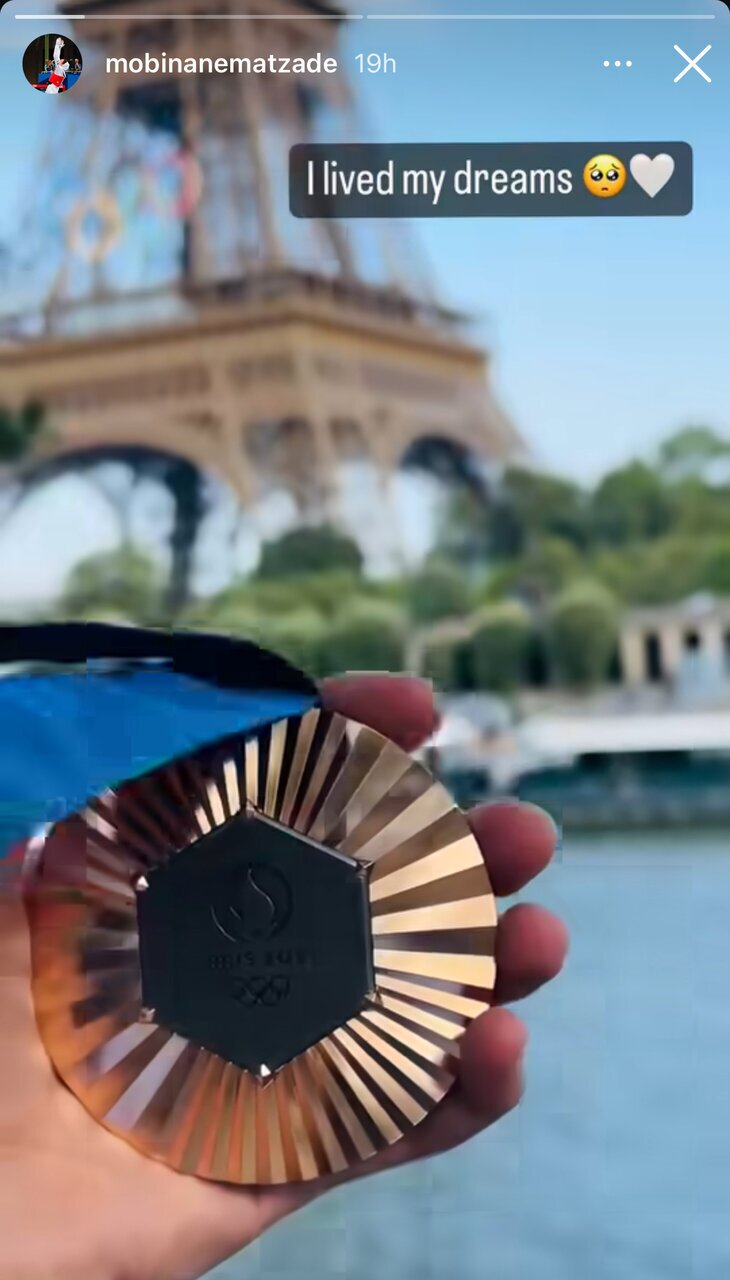 عکس| استوری احساسی «مبینا نعمت‌زاده» مقابل برج ایفل