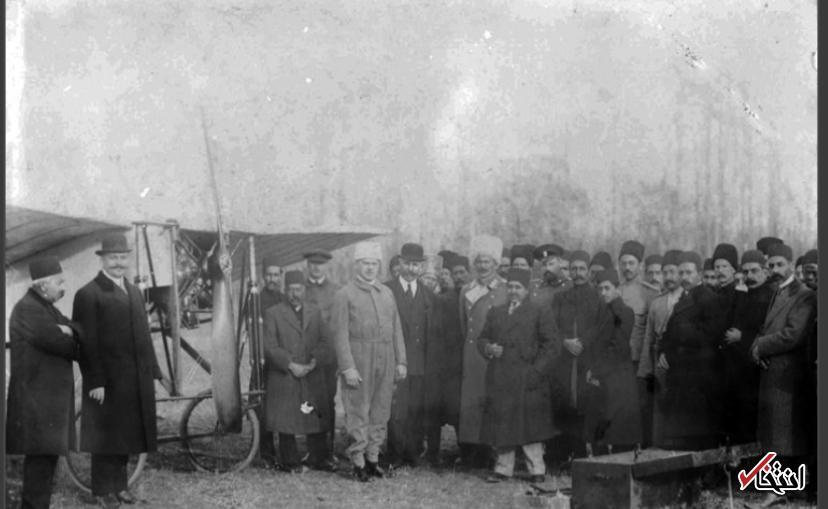 عکس| بازدید شاه قاجاری از نخستین هواپیما‌ها در سال ۱۲۹۲