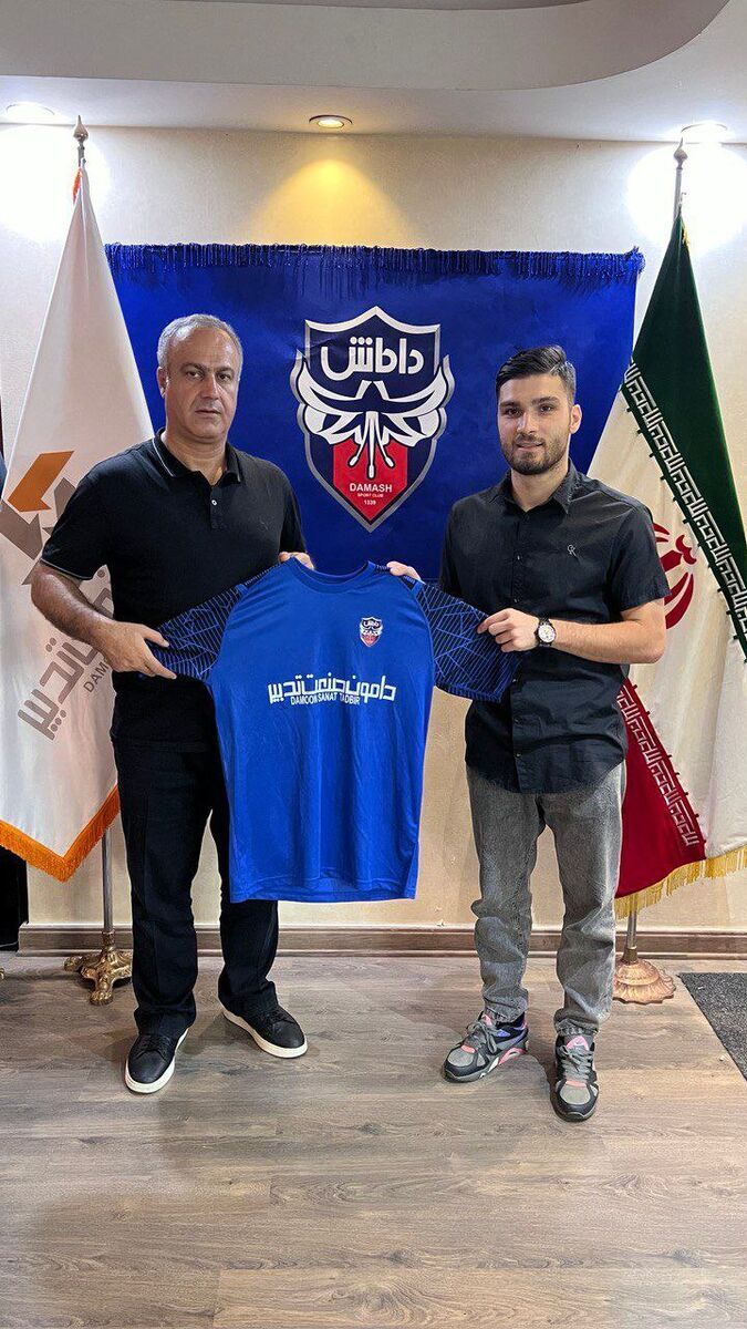 عکس| شکار جدید آبیها از پرسپولیس عکس| شکار جدید آبیها از پرسپولیس