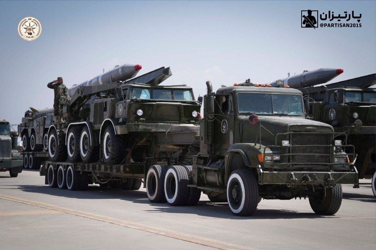 عکس| فخرفروشی طالبان با یگان موشکی در رژه نظامی ویژه جشن ۳ سالگی