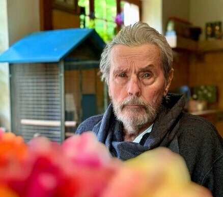 پشت پرده عکس تکاندهنده و غمانگیز آلن دلون پشت پرده عکس تکاندهنده و غمانگیز آلن دلون