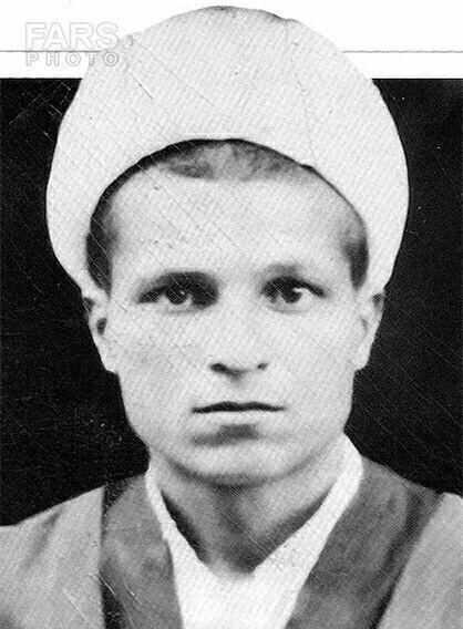 عکس| اوایل دوران جوانی آیت الله هاشمی رفسنجانی