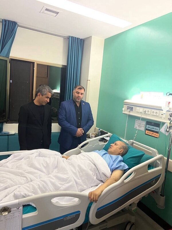 عکس| مهدی تاج زیر تیغ جراحی رفت؛ رئیس فدراسیون فوتبال تحت عمل جراحی لگن