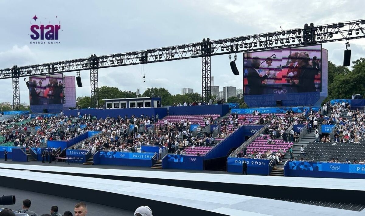 عکس| بارش باران در افتتاحیه المپیک پاریس؛ پوشش «جانی اینفانتینو» تغییر کرد
