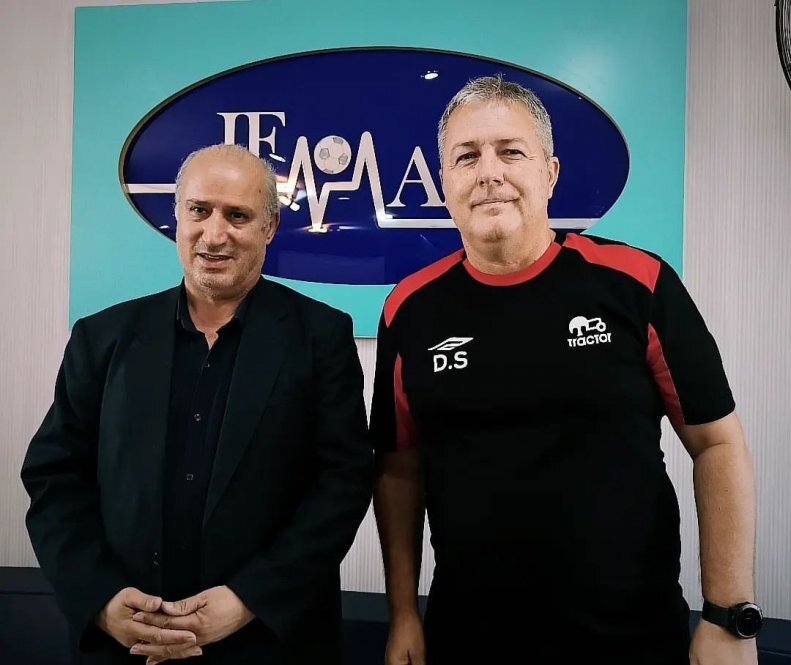 عکس| دراگان اسکوچیچ با مهدی تاج آشتی کرد عکس| دراگان اسکوچیچ با مهدی تاج آشتی کرد