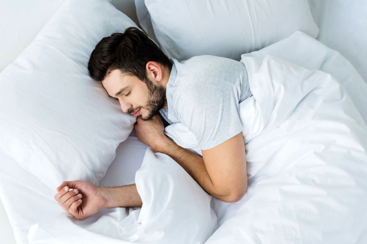خواب استاندارد، ۵۰ درصد مشکلات چاقی را برطرف می‌کند