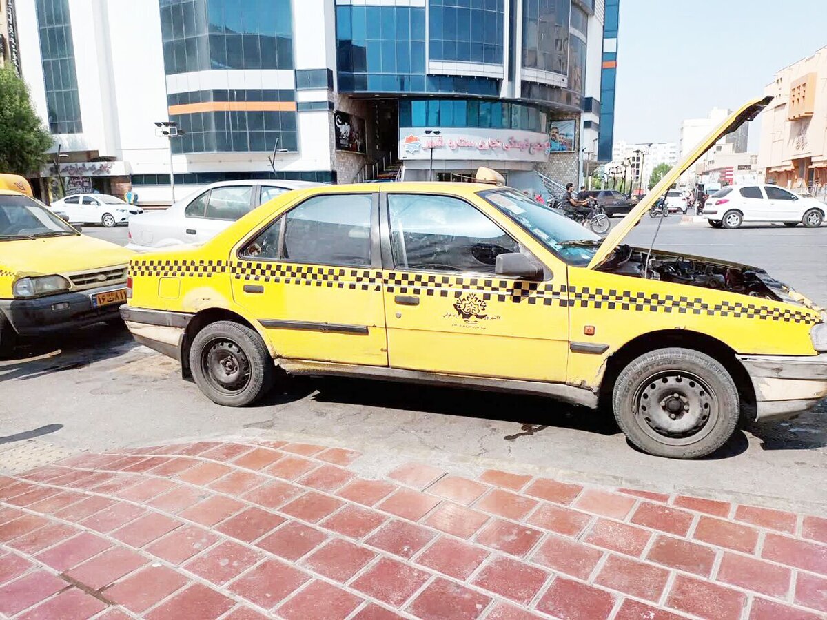 بیش از ۶۰ درصد تاکسی‌های پایتخت فرسوده است