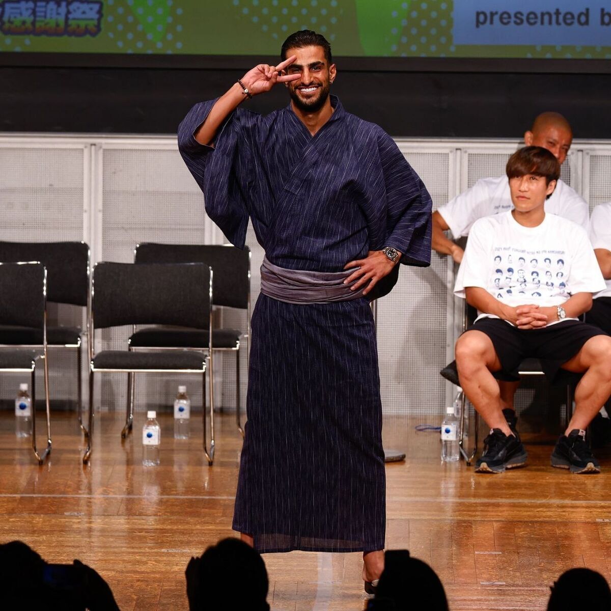 عکس| شهاب زاهدی در لباس سامورایی فوکوئوکا عکس| شهاب زاهدی در لباس سامورایی فوکوئوکا