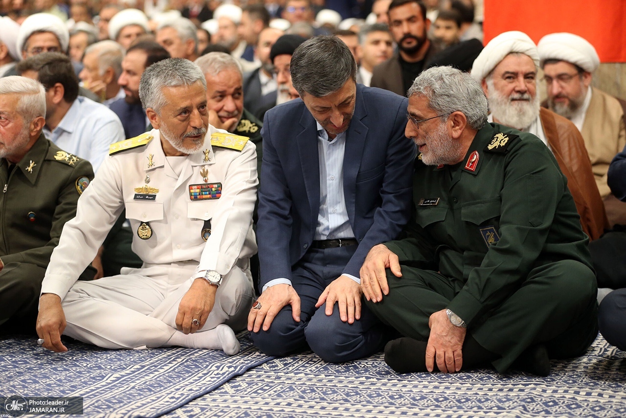 حواشی جالب مراسم تنفیذ پزشکیان از نگاه یک خبرنگار حواشی جالب مراسم تنفیذ پزشکیان از نگاه یک خبرنگار