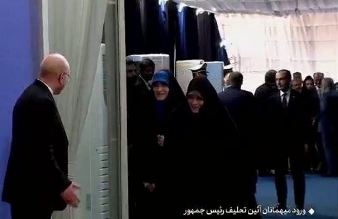 عکس| حضور خانواده قالیباف در مراسم تحلیف پزشکیان