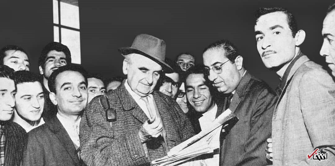 عکس| هوشنگ سیحون و ریچارد جوزف نویترا در دانشگاه تهران