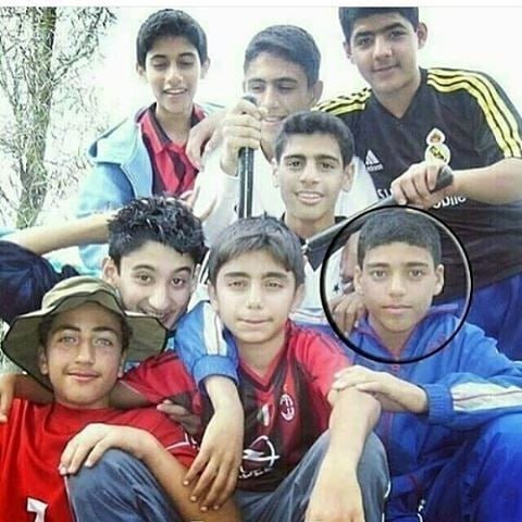 عکس/ نوجوانی مهدی طارمی با لباس آبی در کنار لباس رئال و آث میلان! عکس/ نوجوانی مهدی طارمی با لباس آبی در کنار لباس رئال و آث میلان!