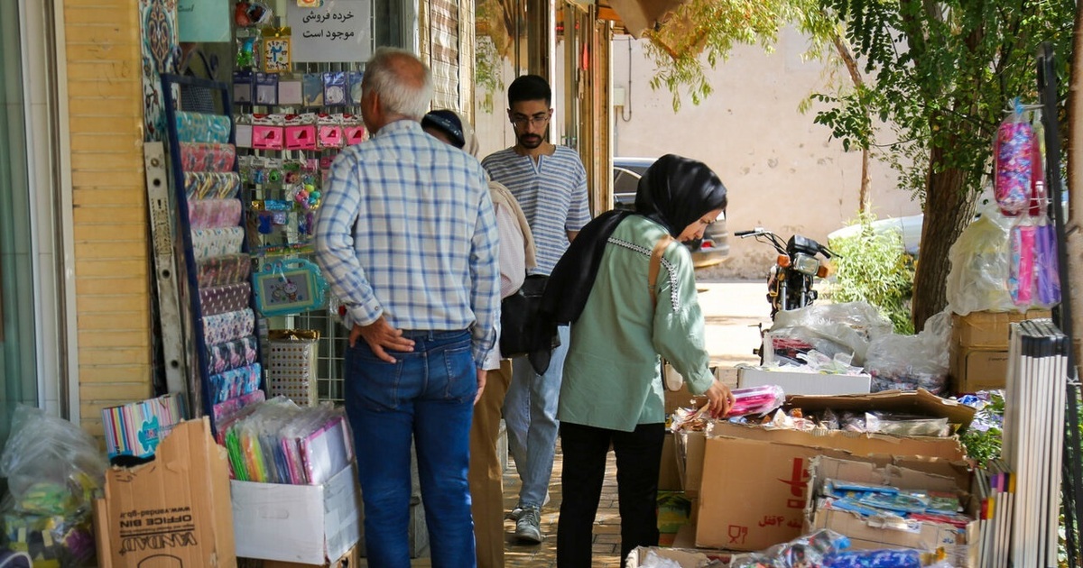 تصاویر/ بوی ماه مهر در بازار لوازم التحریر