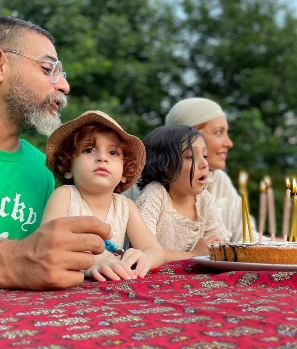 عکس/ سنگ تمام شبنم قربانی برای همسرش: اری همه باخت بود سرتاسر عمر عکس/ سنگ تمام شبنم قربانی برای همسرش: اری همه باخت بود سرتاسر عمر