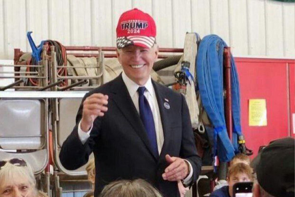 عکس/ بایدن با کلاه ترامپ در مراسم سالروز حادثه «یازده سپتامبر»