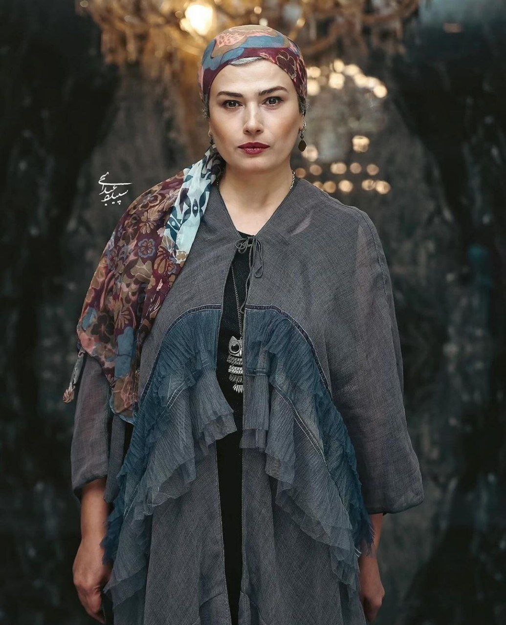 عکس/ پوشش متفاوت لادن مستوفی در یک جشن عکس/ پوشش متفاوت لادن مستوفی در یک جشن