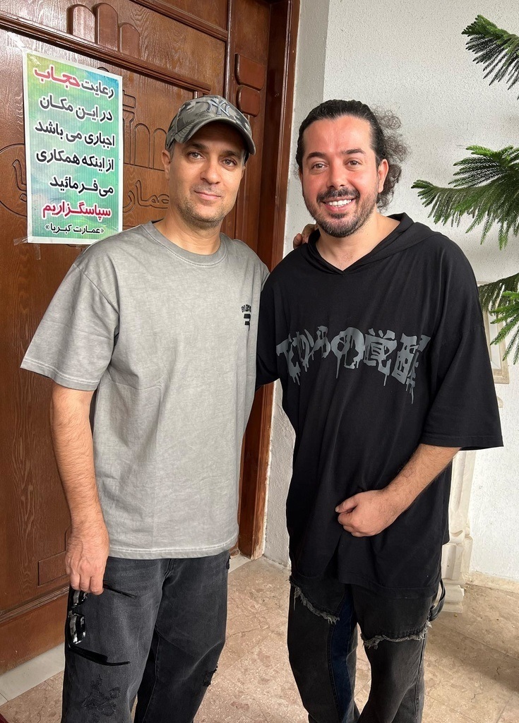 عکس/  تغییر چهره جدید «ارسطو» در پشت صحنه سریال پایتخت ۷