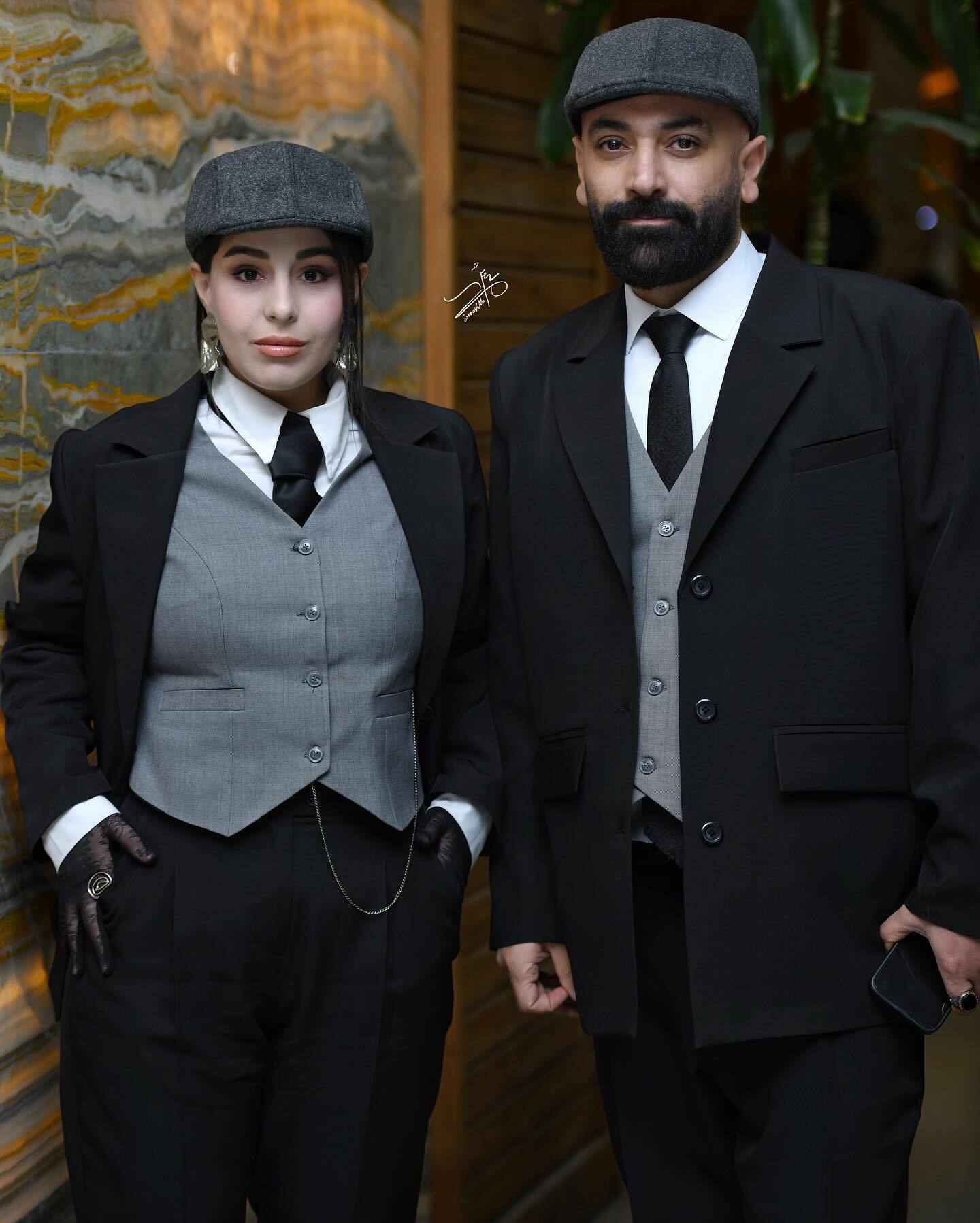 عکس/ پوشش کلاسیک مهدی کوشکی و همسرش در اکران مردمی فیلم «لختگی» عکس/ پوشش کلاسیک مهدی کوشکی و همسرش در اکران مردمی فیلم «لختگی»