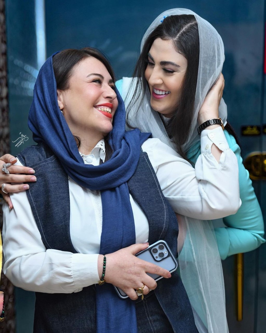 عکس/مریم مومن و گیتی قاسمی در مراسم اکران خصوصی