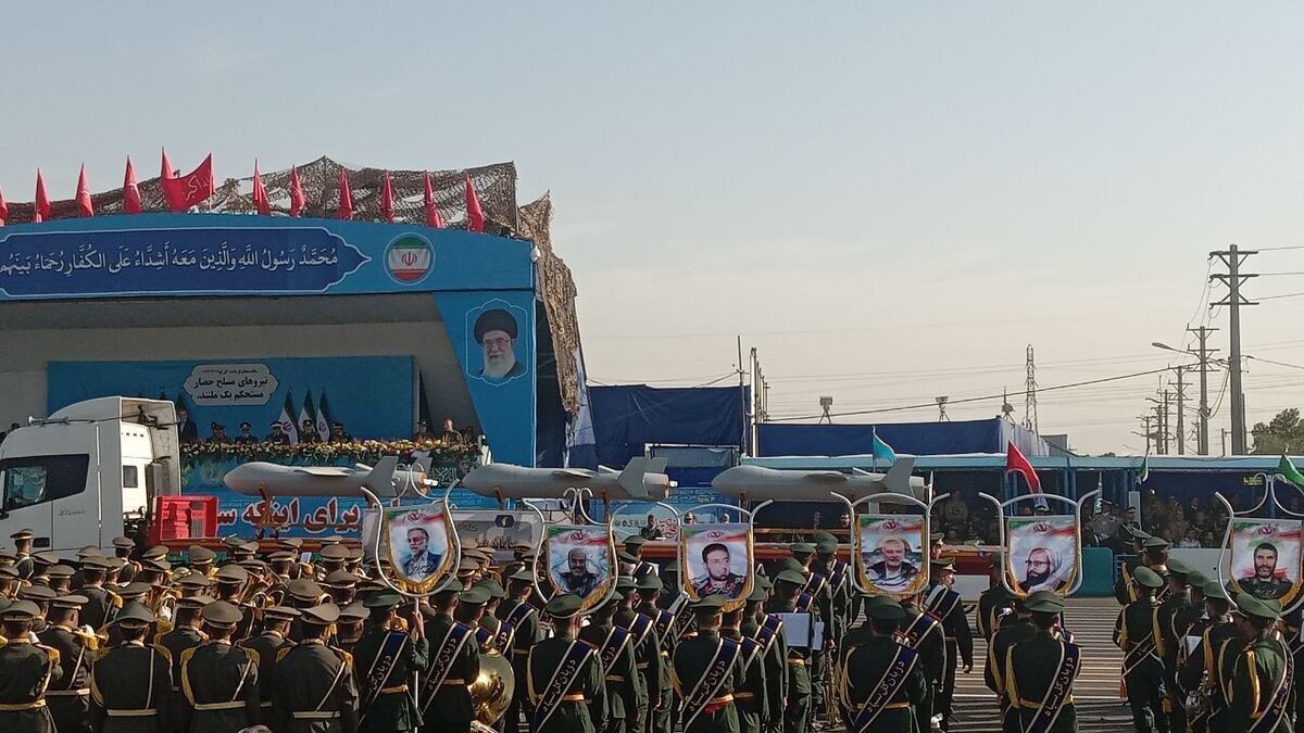 عکس/ رونمایی از پهپاد انتحاری «شاهد ۱۳۶ B» سپاه