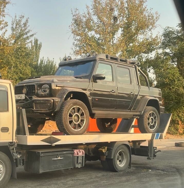عکس| اولین مرسدس بنز G ۶۳ پیکاپ در خیابانهای تهران عکس| اولین مرسدس بنز G ۶۳ پیکاپ در خیابانهای تهران