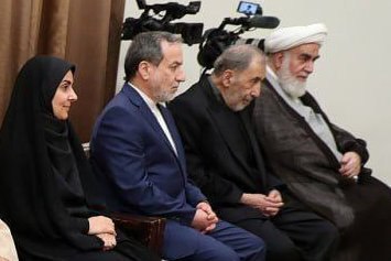 عکس تکان دهنده از وضعیت جسمی علی‌اکبر ولایتی