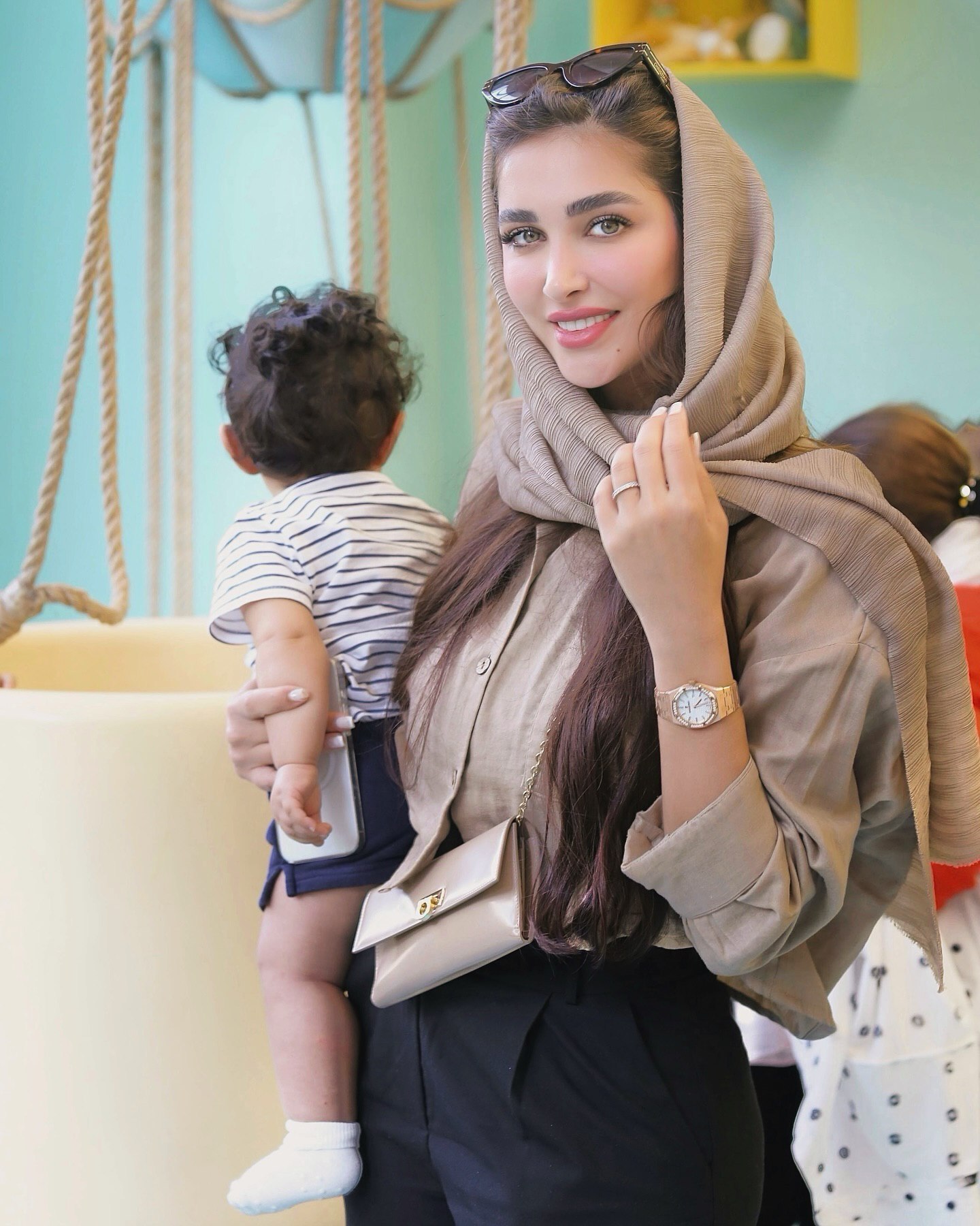 عکس| پست جدید آناشید حسینی به همراه پسرش در اینستاگرام