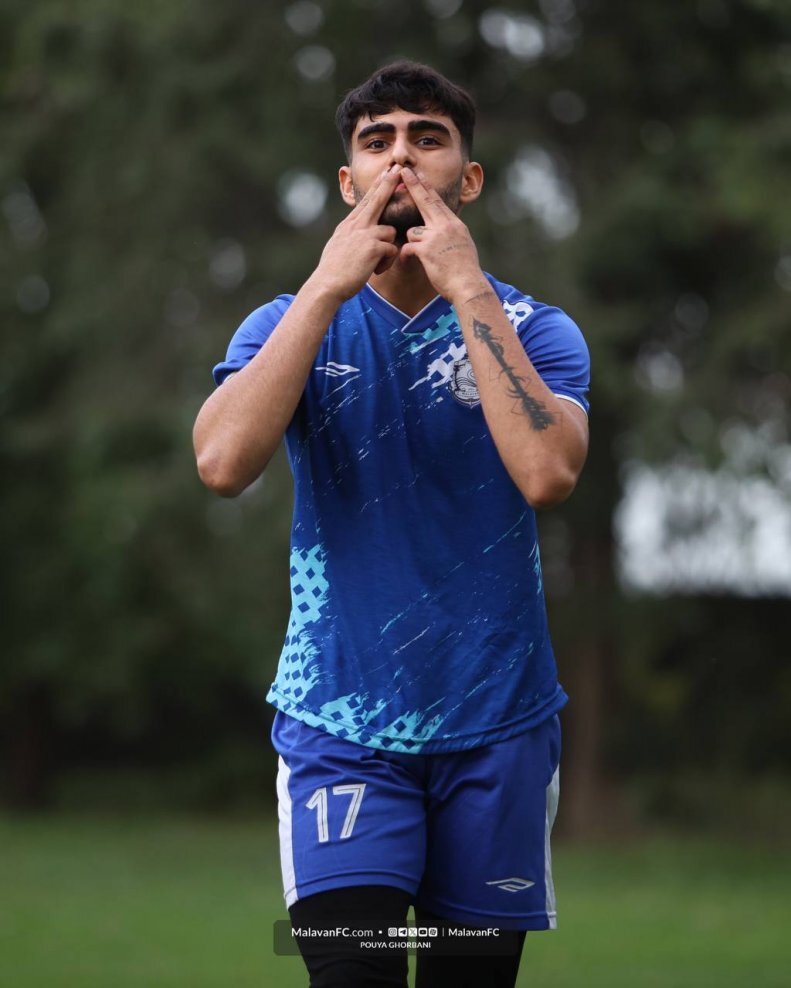 آقای گل خوشحالی جدیدش را تمرین کرد