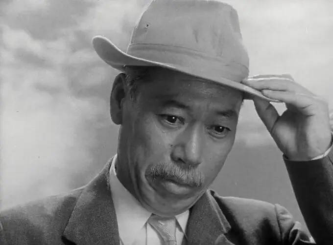 عکس/ شباهت باورنکردنی هنرمند ژاپنی به علی نصیریان