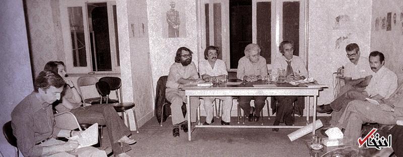 عکس/ کانون نویسندگان در آستانه شب شعر گوته عکس/ کانون نویسندگان در آستانه شب شعر گوته