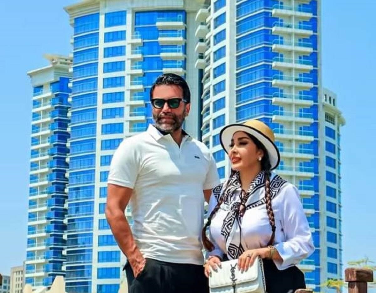 عکس/استایل عاشقانه علیرضا نیکبخت واحدی و همسرش در کیش عکس/استایل عاشقانه علیرضا نیکبخت واحدی و همسرش در کیش