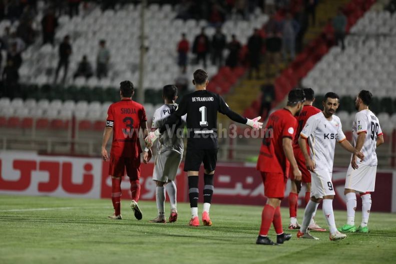 عکس/ بیرانوند هم می‌خواست گل بزند!