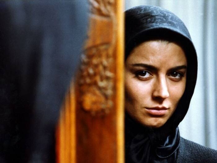 لیلا حاتمی ۲۷ سال پیش با این فیلم به سینما آمد لیلا حاتمی ۲۷ سال پیش با این فیلم به سینما آمد