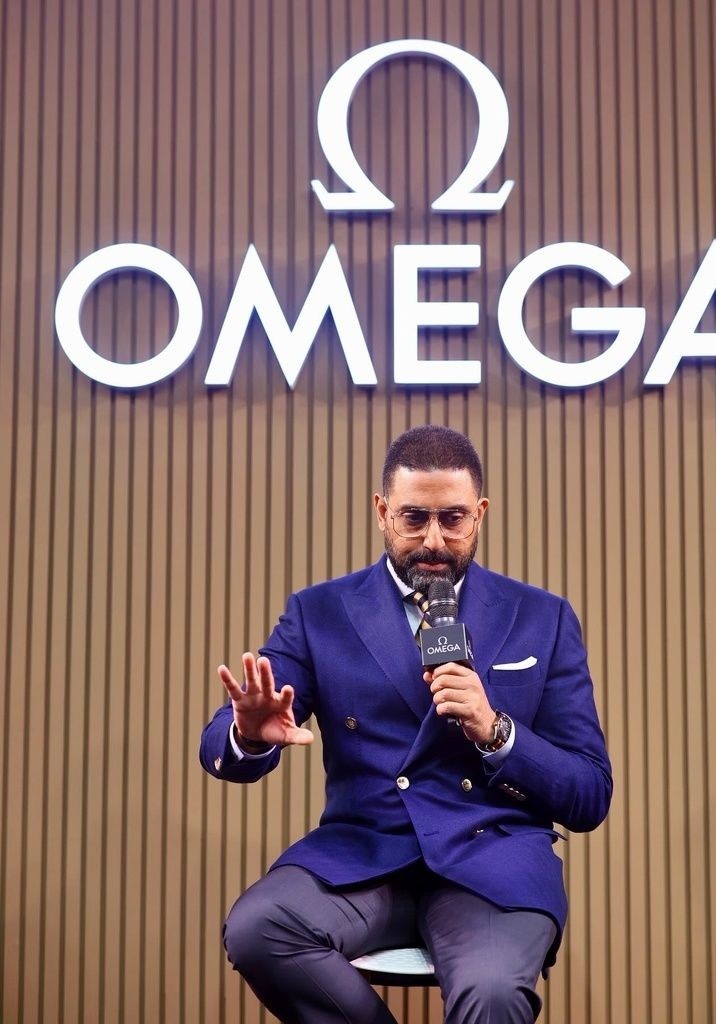 عکس/چهره «آبیشک» پسر مشهور آمیتا باچان در ۴۸ سالگی