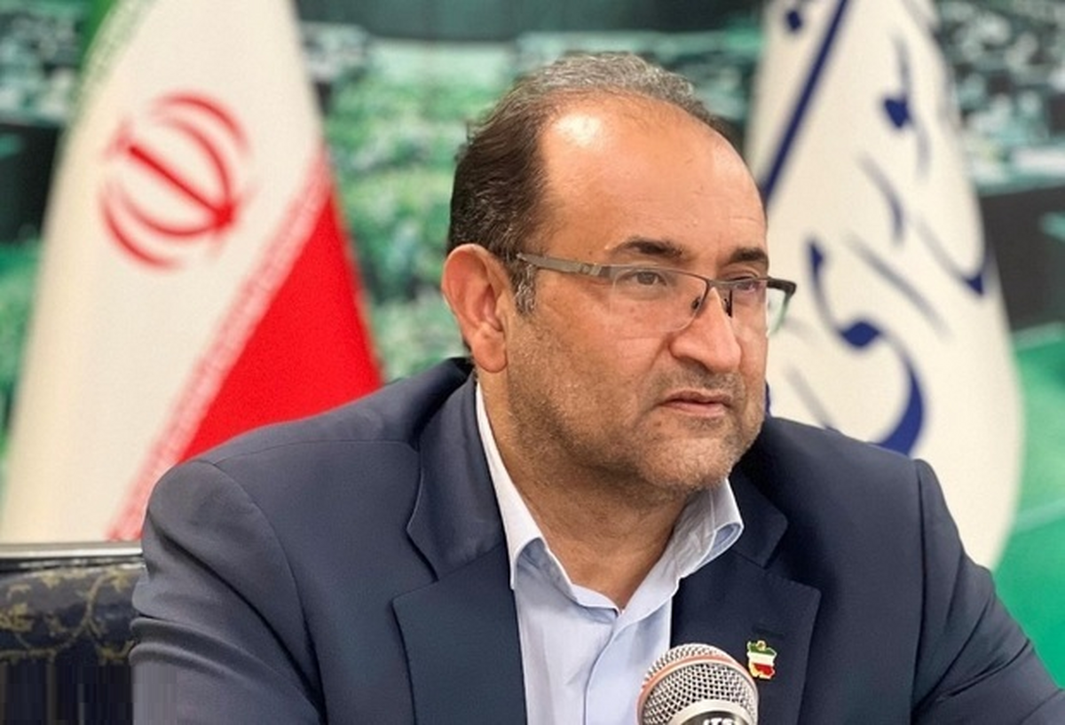 رحیمی جهان‌آبادی: در گزینش‌های استخدامی، تبعیض بیداد می‌کند