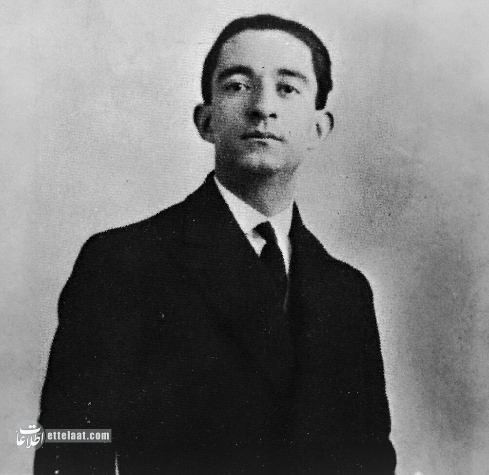 عکس/ کمال الملک نه؛ مجسمه فردوسی را چه کسی ساخته است؟ عکس/ کمال الملک نه؛ مجسمه فردوسی را چه کسی ساخته است؟