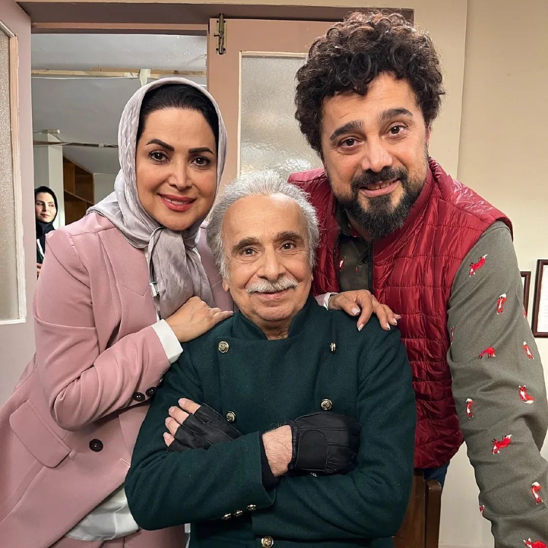 عکس/ دورهمی خانوادگیِ کمند امیرسلیمانی در یک روز خاص