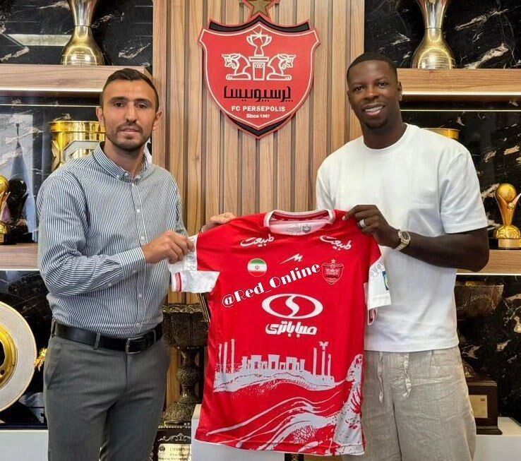 عکس/ آورنده بازیکنان خارجی پرسپولیس، مشاور سرمربی استقلال!