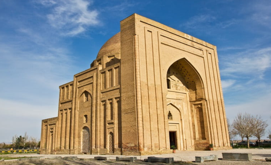 عکس گنبد هارونیه