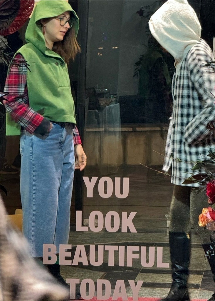 عکس/ «زهره» سریال فاصله‌ها در ۴۱ سالگی